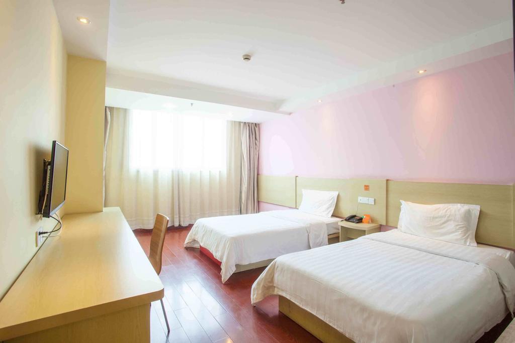 7 Days Inn Heze Mudan Road Branch Room photo